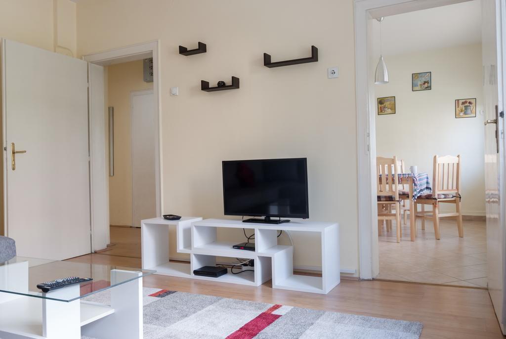 Valor Apartments Skopje Buitenkant foto